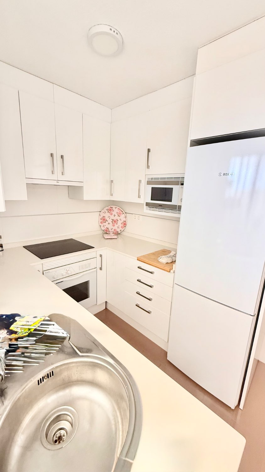 MAGNIFIQUE DUPLEX DE DEUX ÉTAGES AU BORD DE LA MER