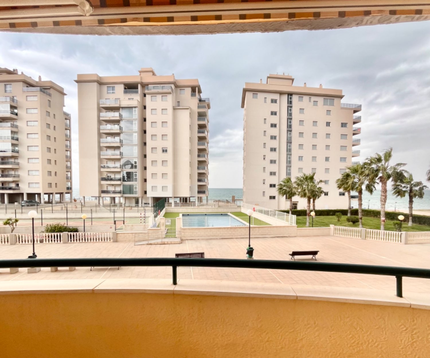 Apartamentua salgai in Playa del Esparto-Veneziola (La Manga del Mar Menor)
