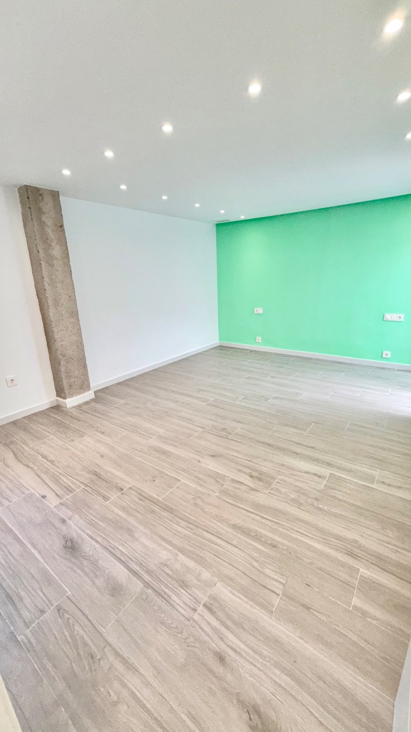 BEAUTIFUL GROUND FLOOR WITH GARDEN