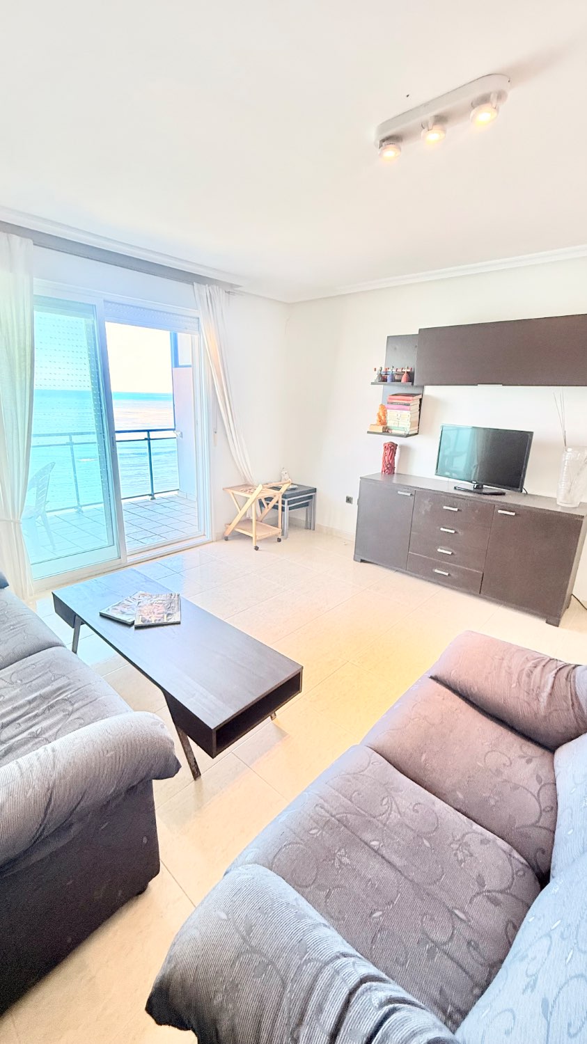 APPARTAMENTO SPAZIOSO E LUMINOSO CON VISTA MOZZAFIATO SUL MEDITERRANEO