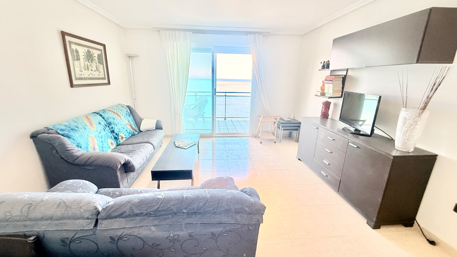 APPARTAMENTO SPAZIOSO E LUMINOSO CON VISTA MOZZAFIATO SUL MEDITERRANEO