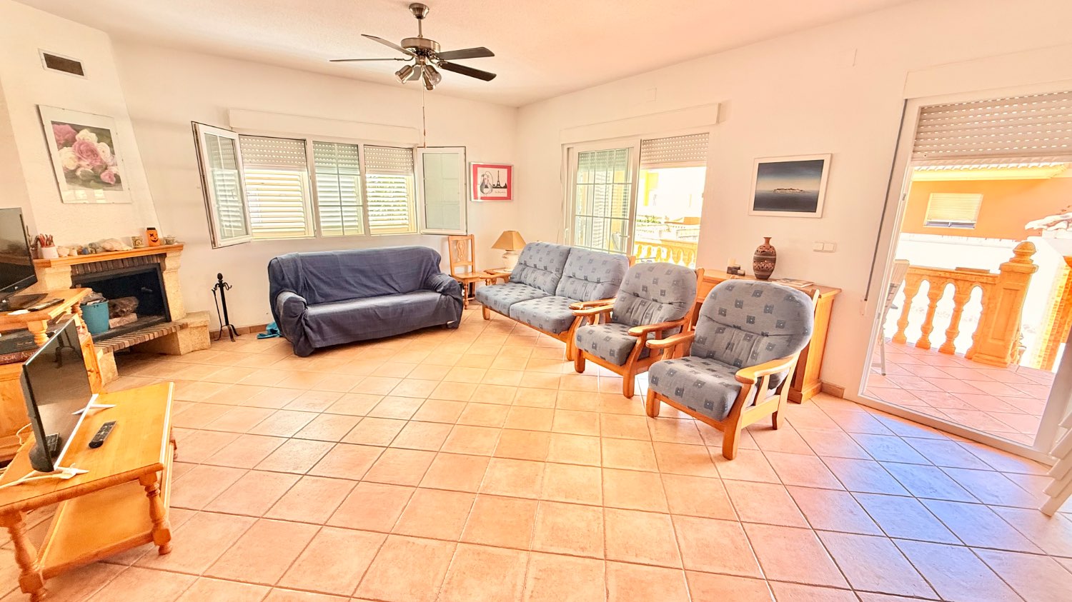 VILLA INDIPENDENTE CON TERRENO