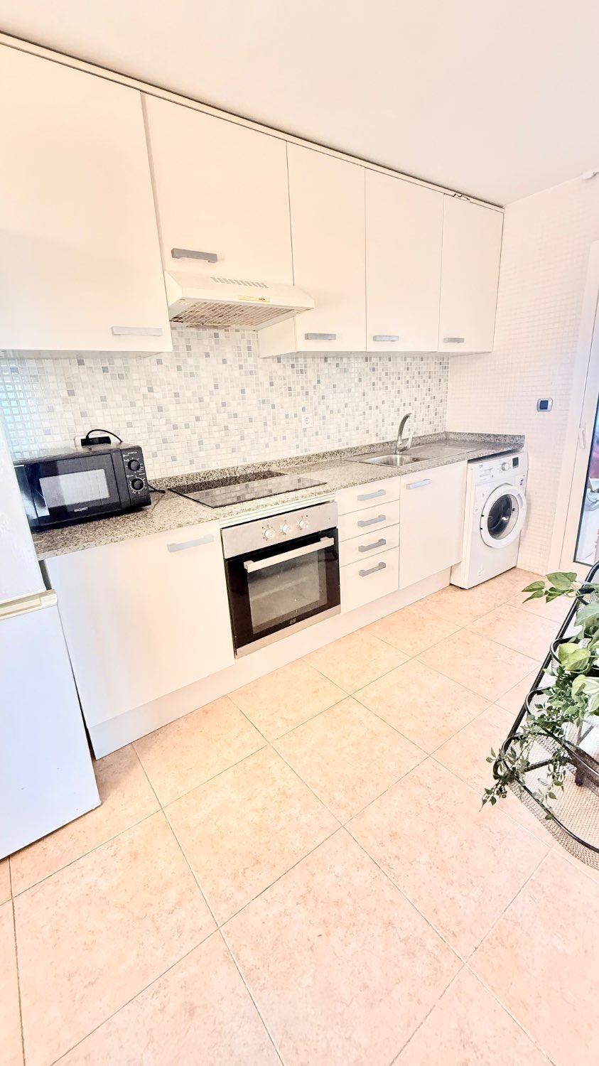 СОВРЕМЕННАЯ ДВУХКОМНАТНАЯ КВАРТИРА