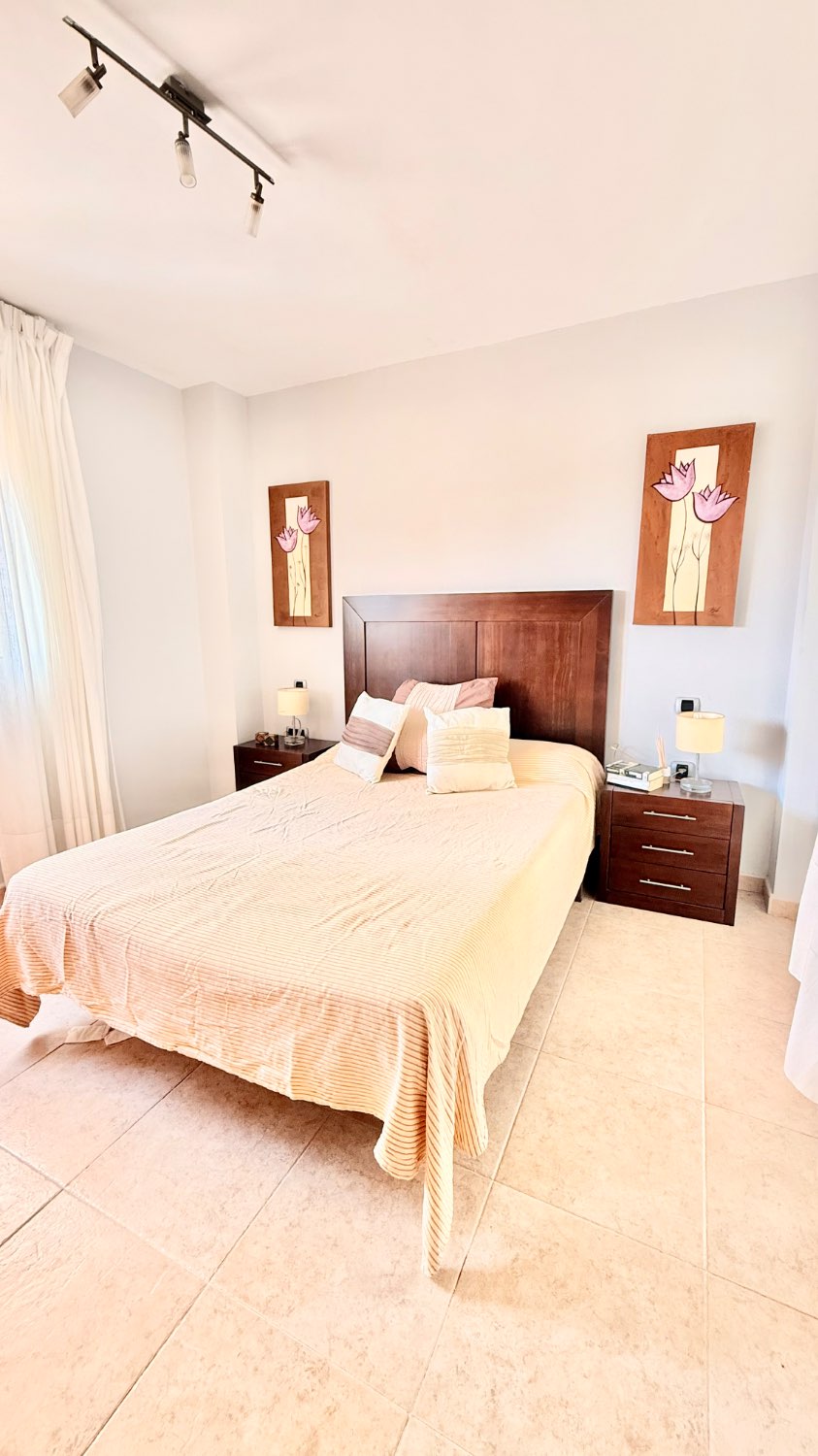 СОВРЕМЕННАЯ ДВУХКОМНАТНАЯ КВАРТИРА