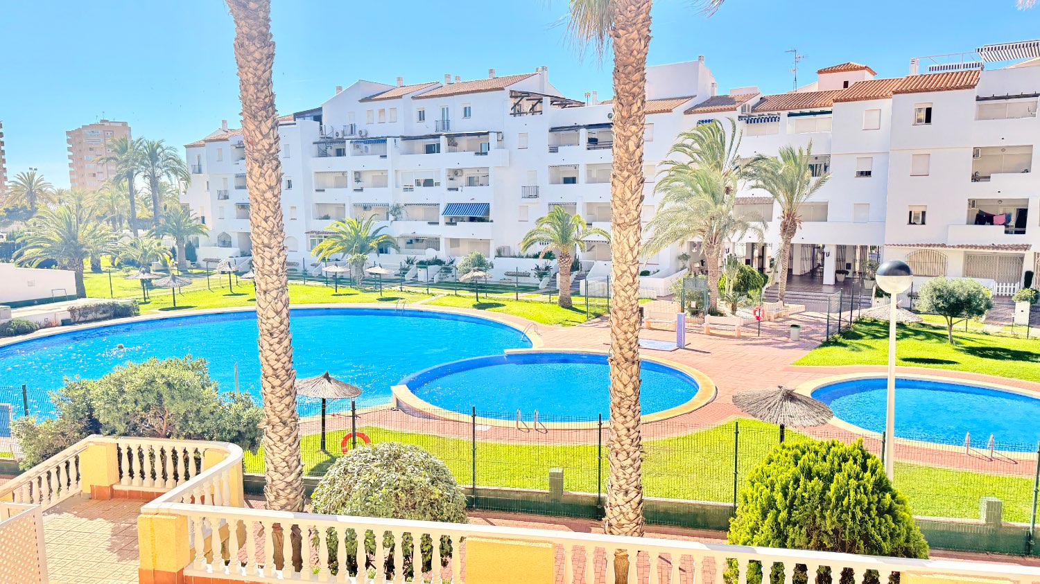 PRECIOSO APARTAMENTO EN RESIDENCIAL