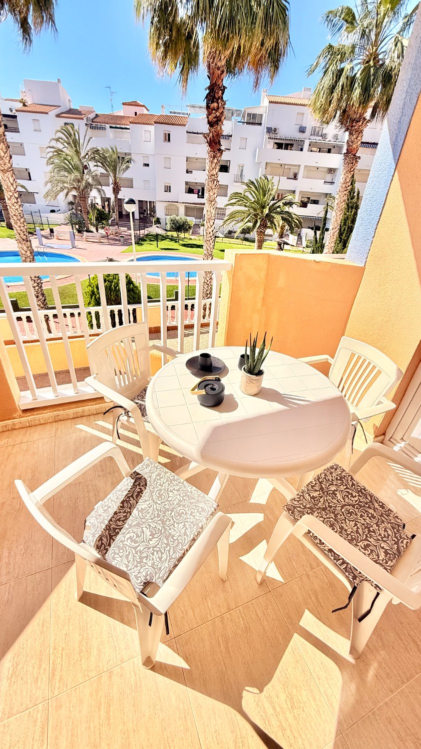 PRECIOSO APARTAMENTO EN RESIDENCIAL