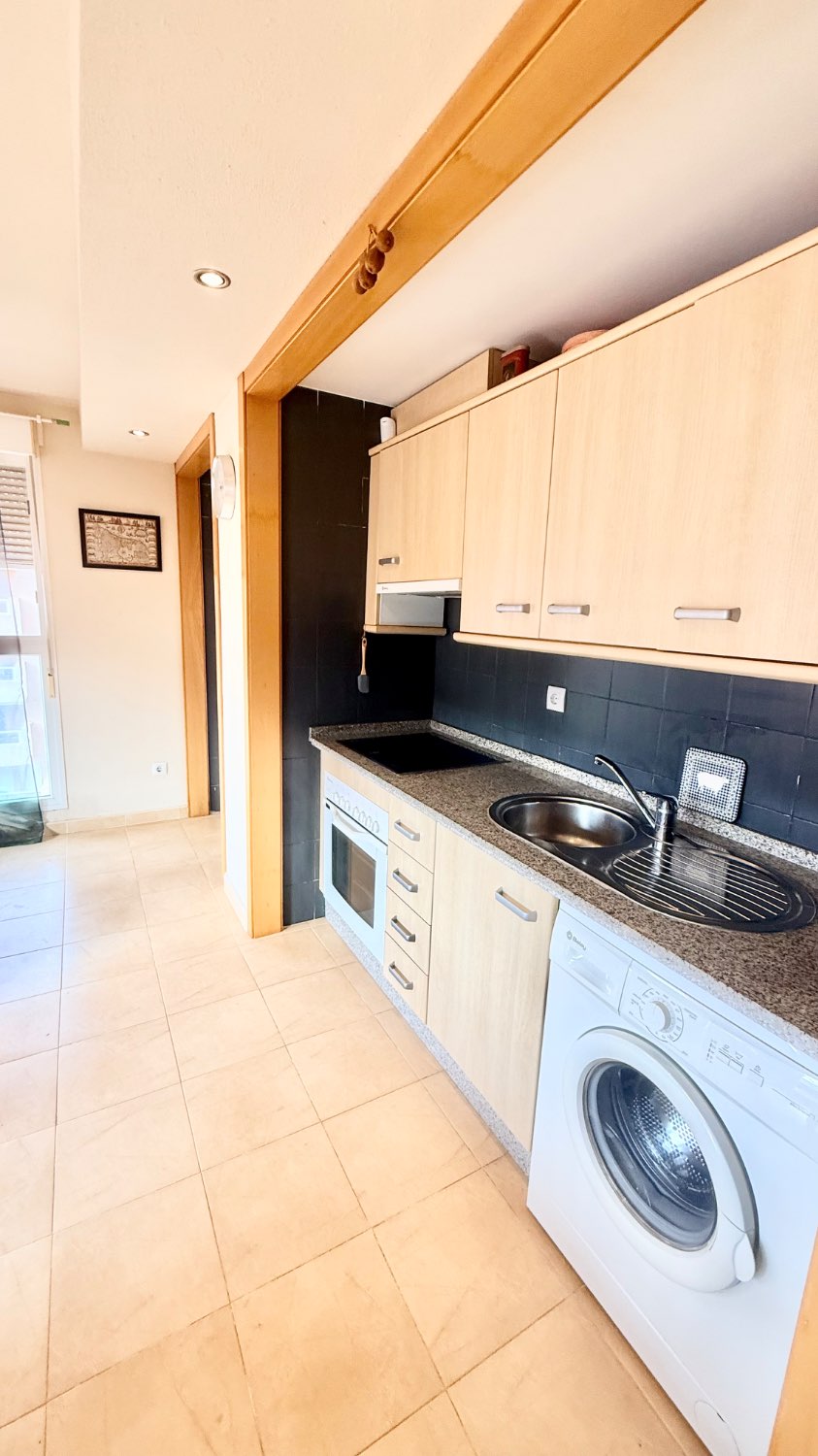 PRECIOSO APARTAMENTO CON VISTAS AL MAR