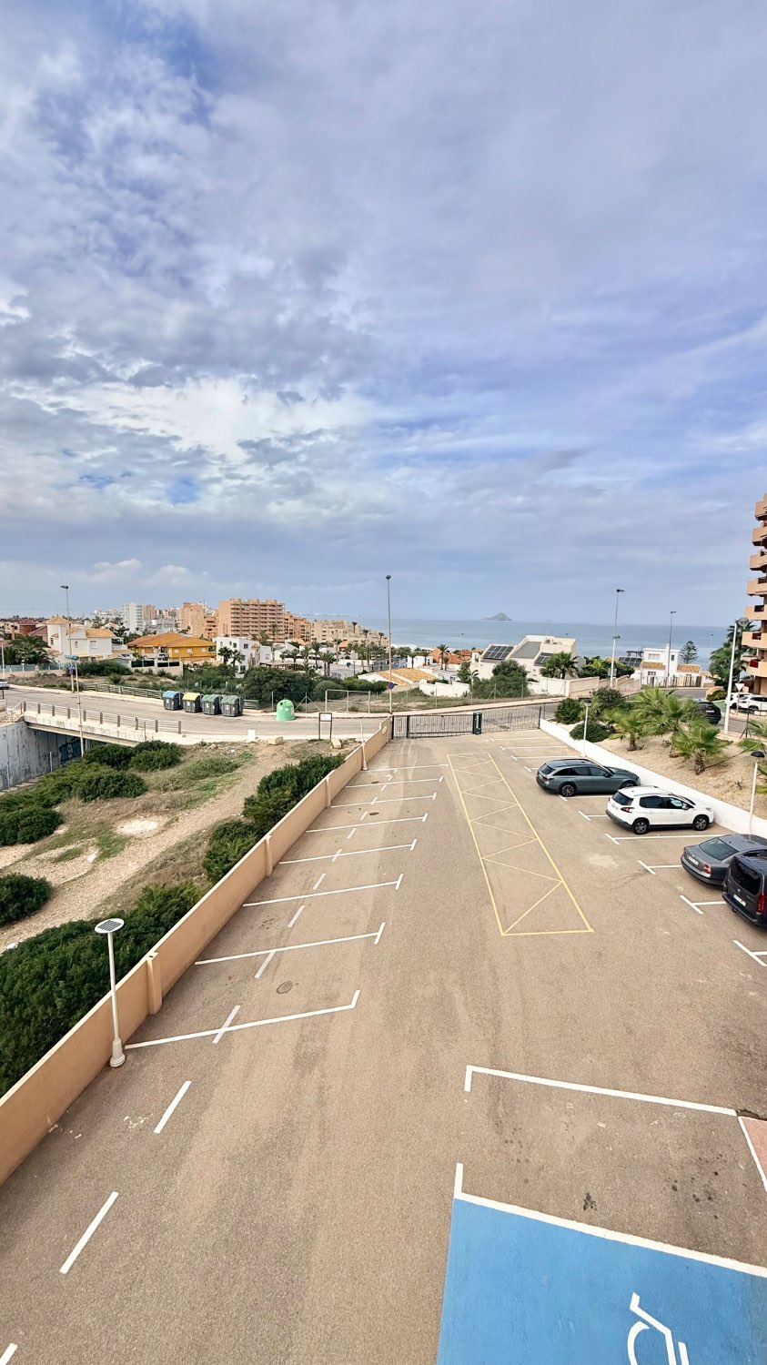 APARTAMENTO CON VISTAS A LOS DOS MARES