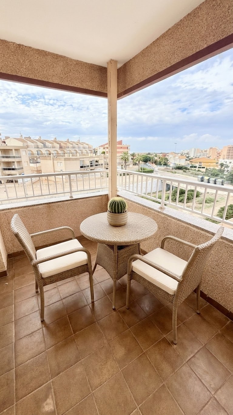 APARTAMENTO CON VISTAS A LOS DOS MARES