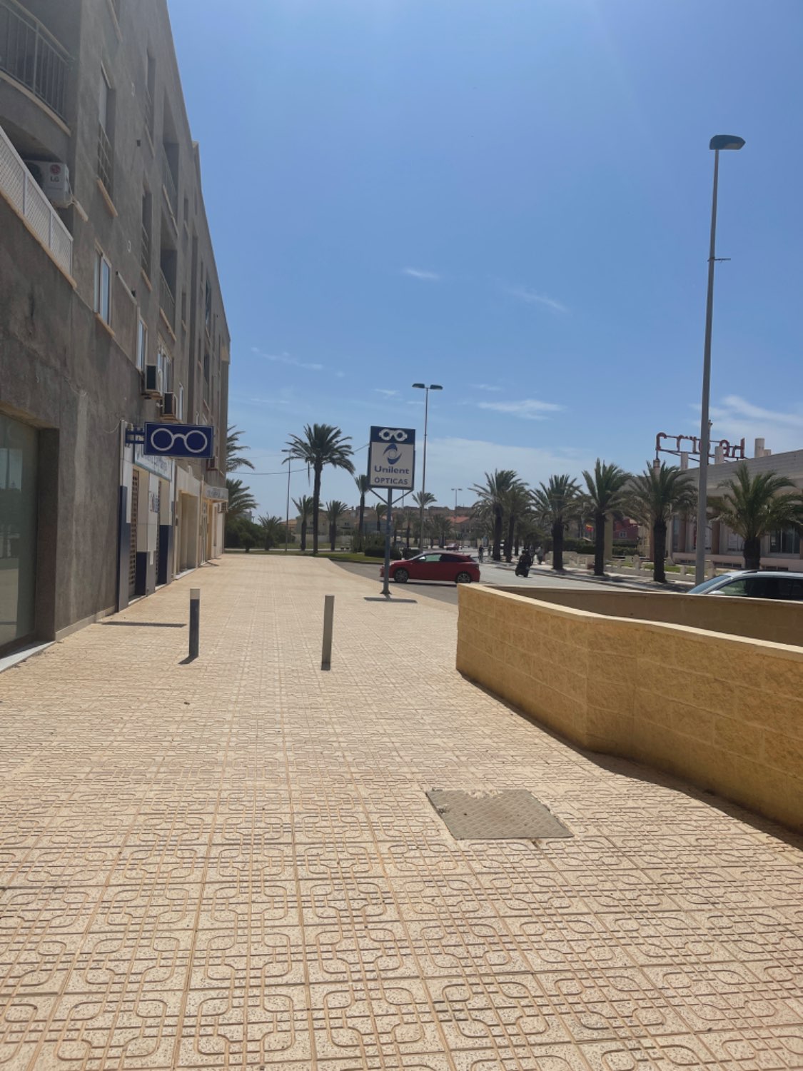 PLAZA DE GARAJE CERRADA EN VENTA