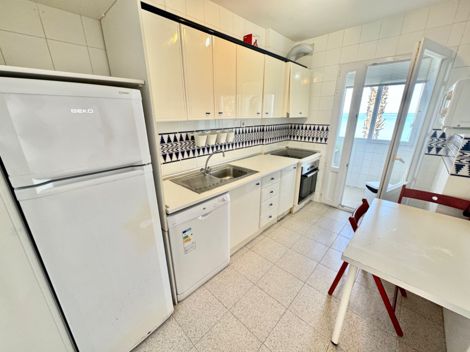 PRECIOSO DUPLEX EN PRIMERA LINEA