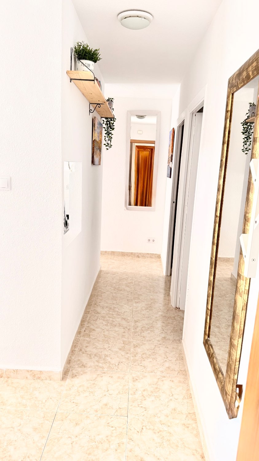 شقة مجددة للبيع