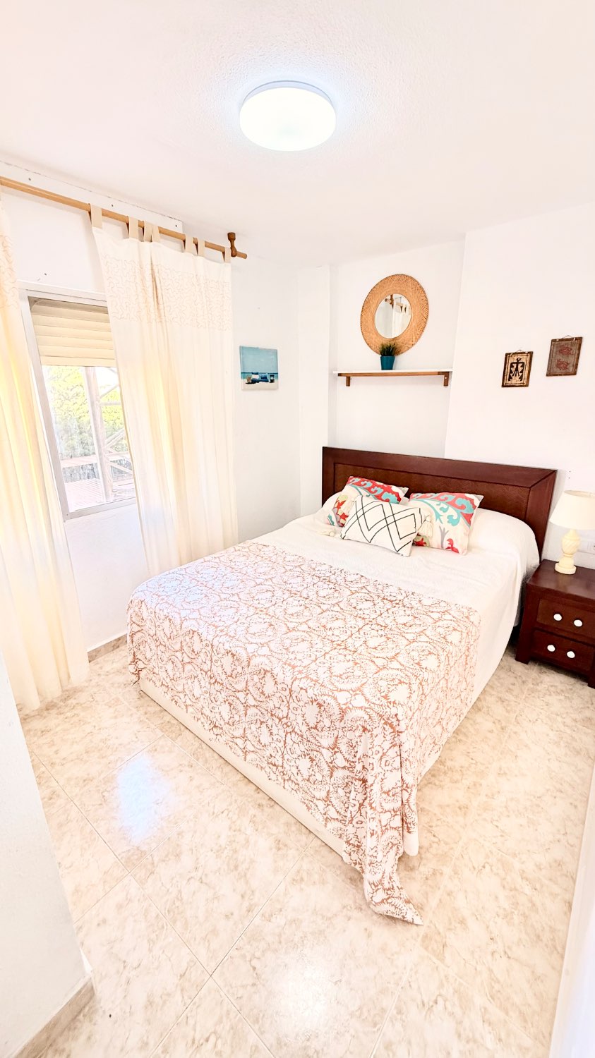 شقة مجددة للبيع