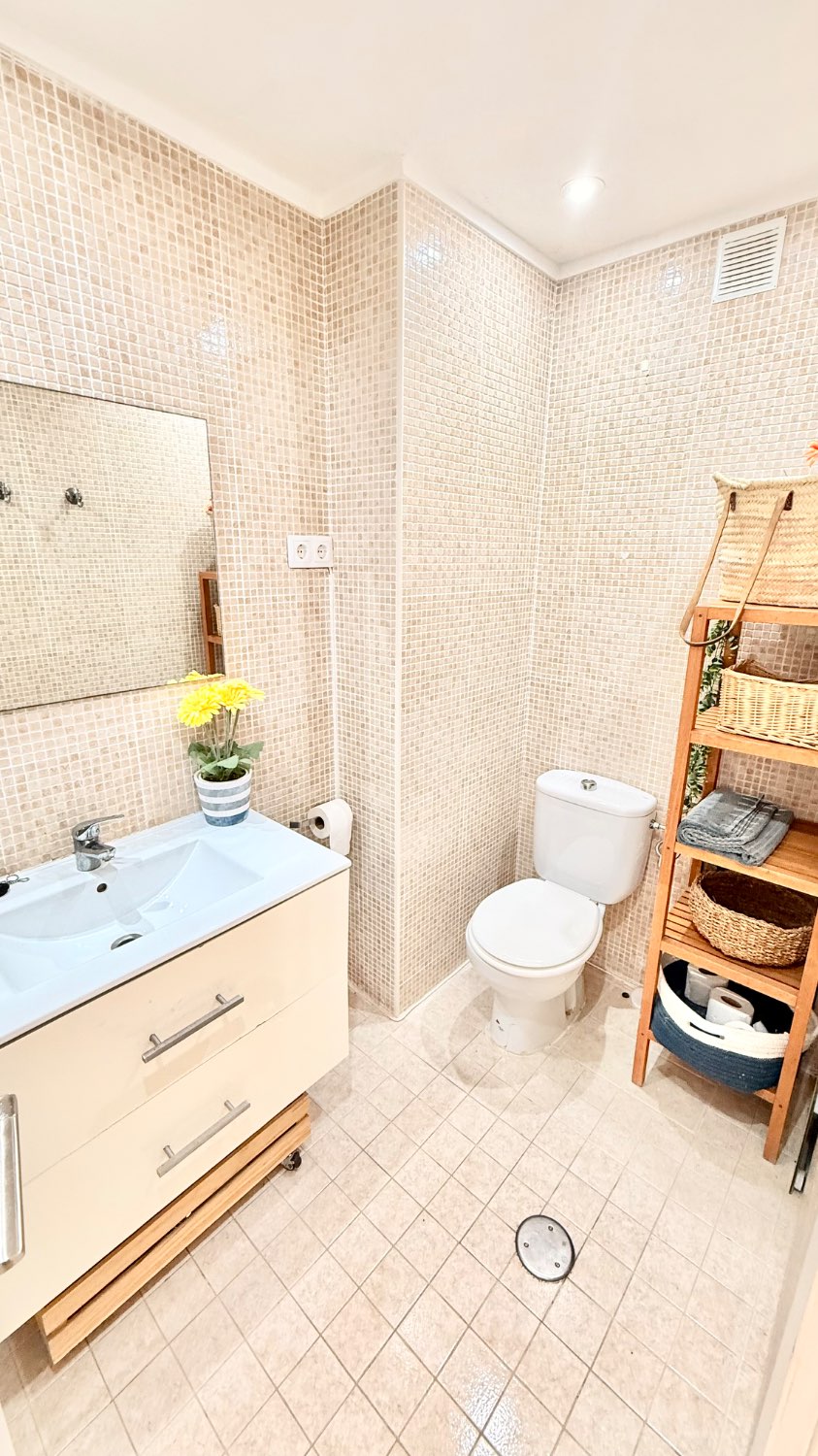 شقة مجددة للبيع