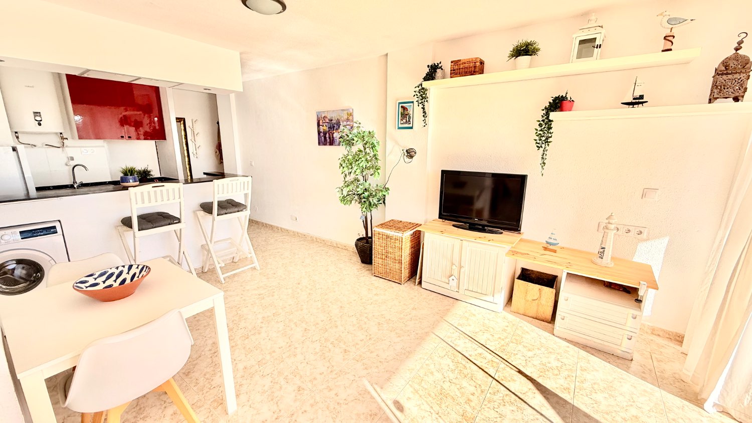 شقة مجددة للبيع