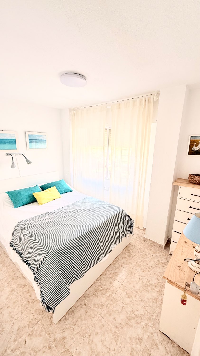 شقة مجددة للبيع