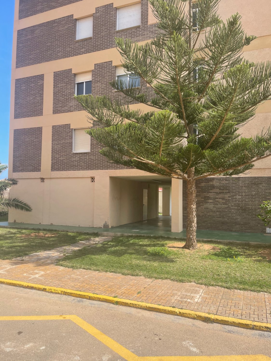 شقة مجددة للبيع