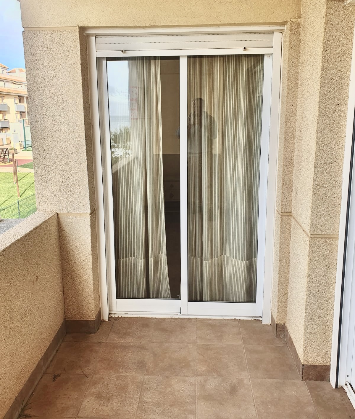 APARTAMENTO EN PRIMERA LINEA