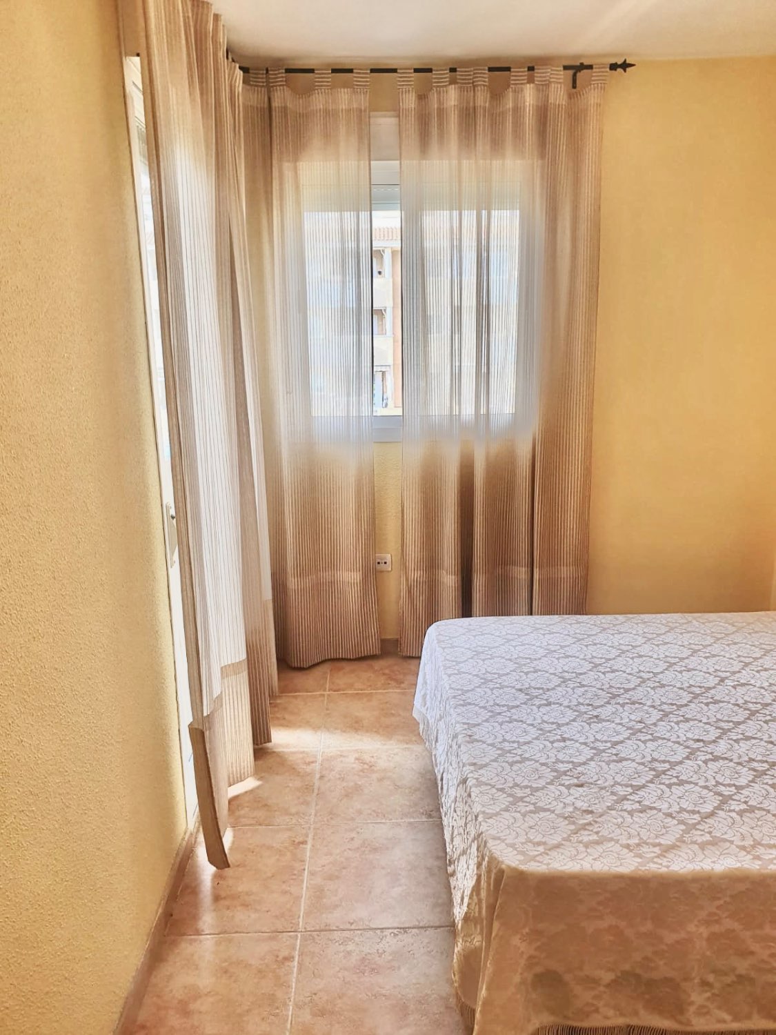 APARTAMENTO EN PRIMERA LINEA