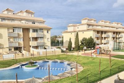 APARTAMENTO EN PRIMERA LINEA