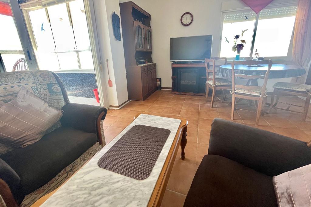 APARTAMENTO CON VISTAS