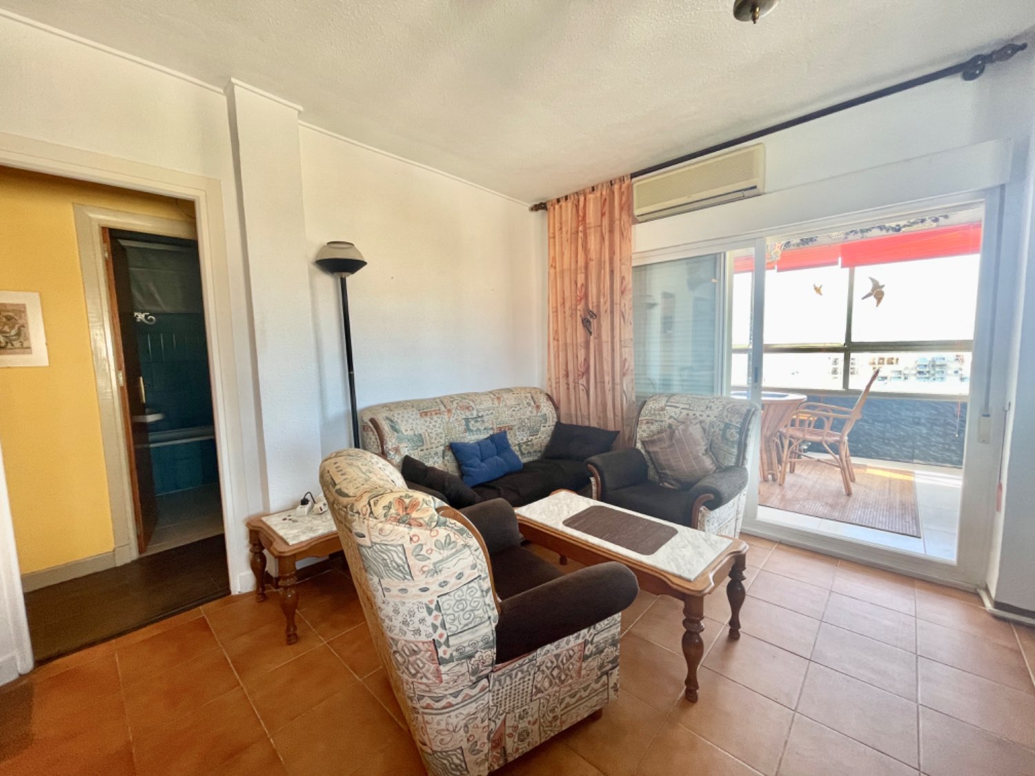APARTAMENTO CON VISTAS