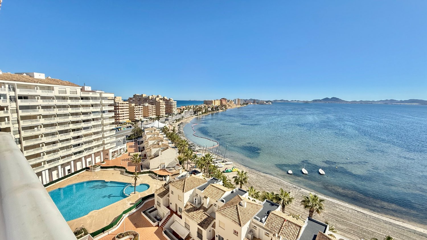 ESPECTACULAR ÁTICO REFORMADO EN VENTA