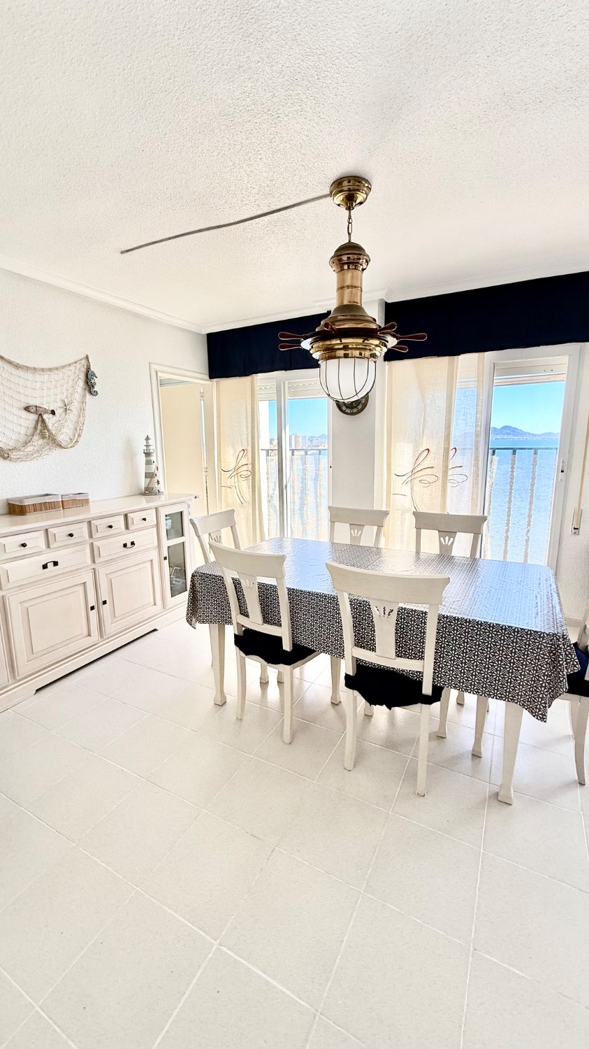 ESPECTACULAR ÁTICO REFORMADO EN VENTA
