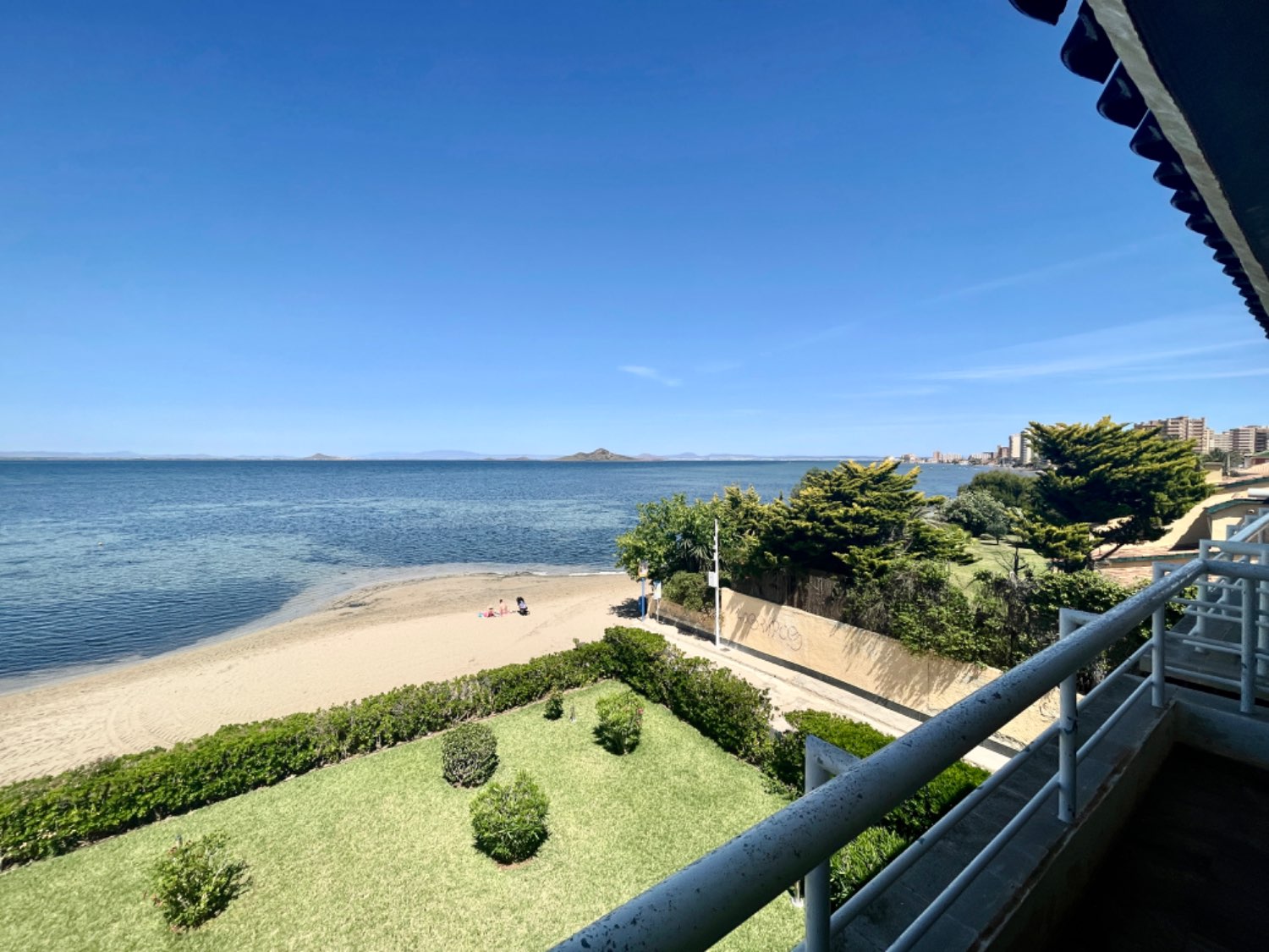 Pieni huoneisto myynnissä Zona Galúa-Calnegre (La Manga del Mar Menor)