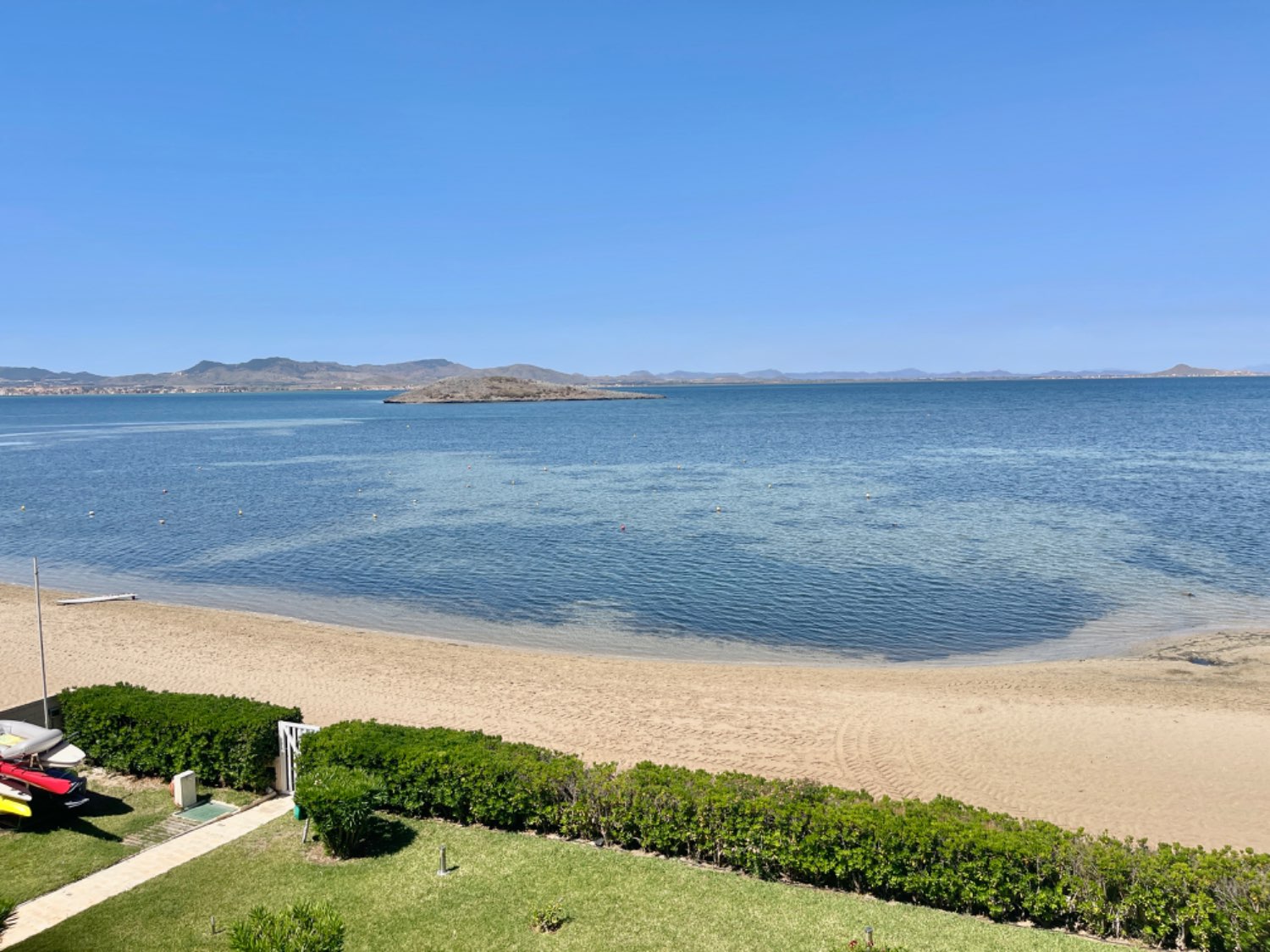 شقة للبيع في Zona Galúa-Calnegre (La Manga del Mar Menor)