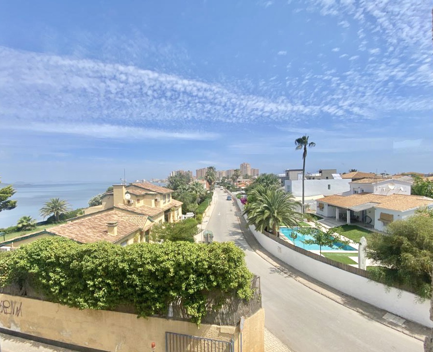 Lägenhet till salu i Zona Galúa-Calnegre (La Manga del Mar Menor)