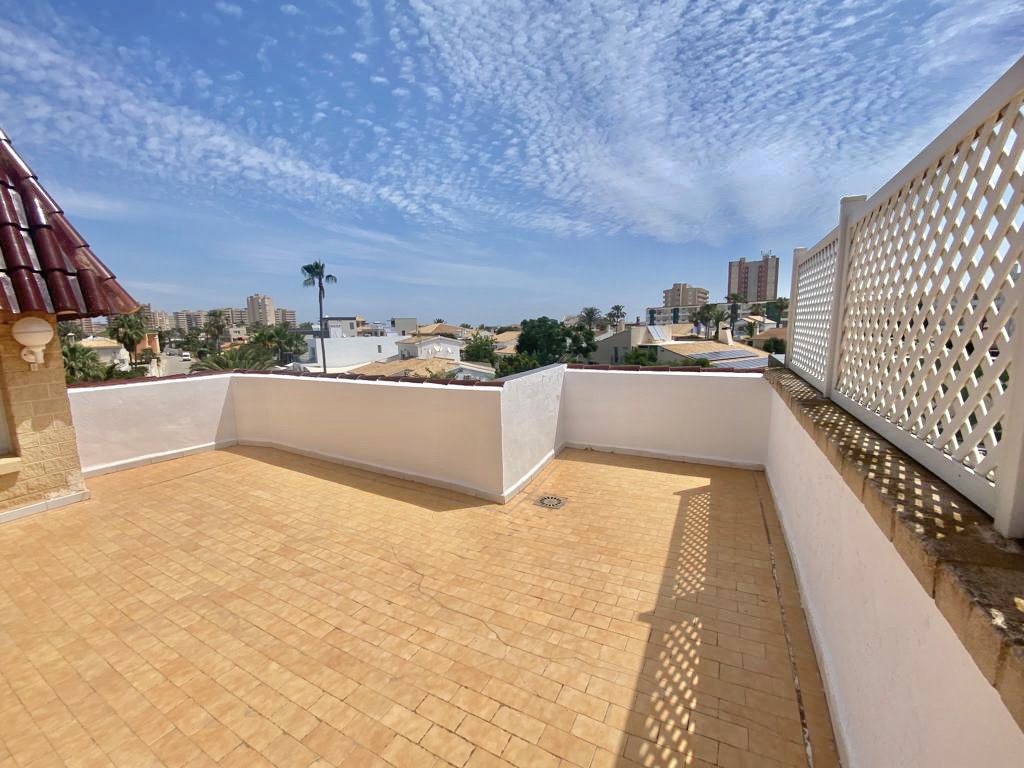 Lägenhet till salu i Zona Galúa-Calnegre (La Manga del Mar Menor)