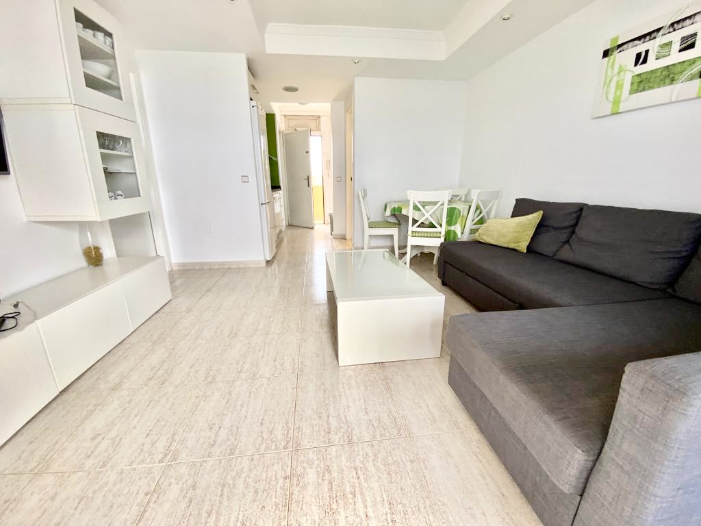 APPARTEMENT EN PREMIÈRE LIGNE À VENDRE