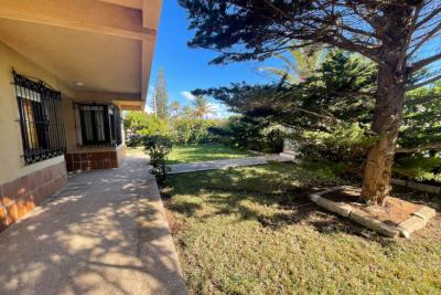 Chalet en venta en Zona Entremares (La Manga del Mar Menor)