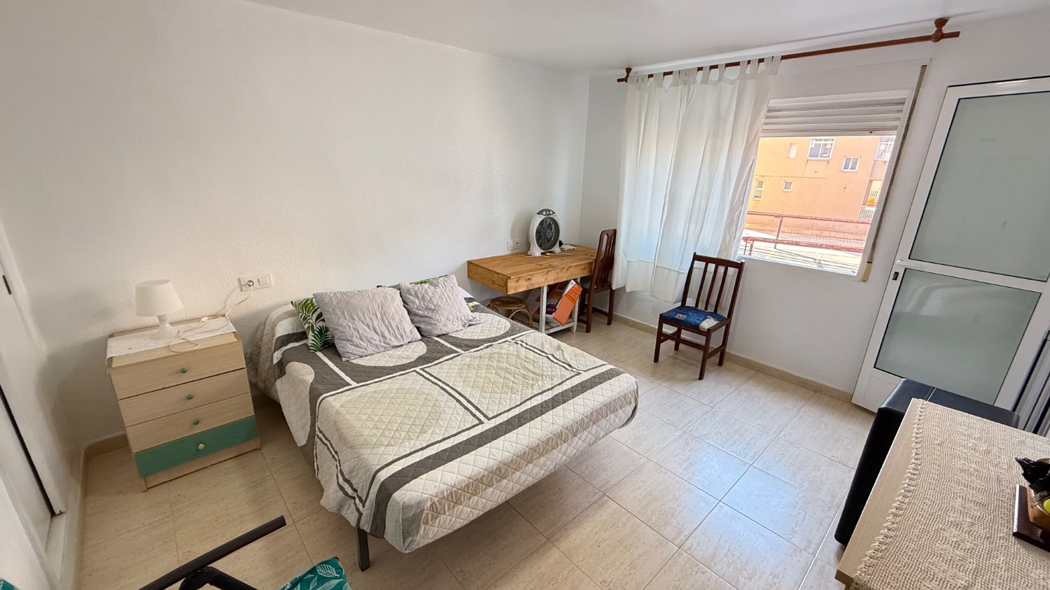 APARTAMENTO DE DOS DORMITORIOS EN LA PLAYA