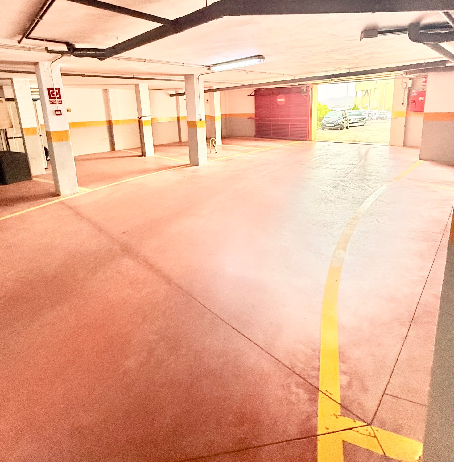 CLOSED PARKING SPACE FOR SALE