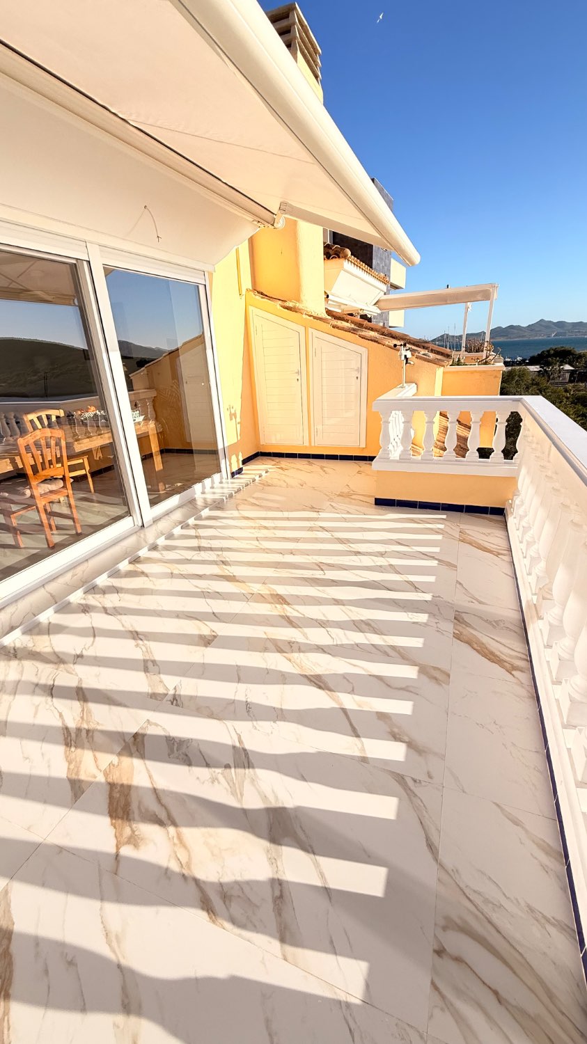 دوبلكس للبيع في Zona Galúa-Calnegre (La Manga del Mar Menor)