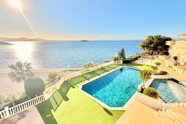 Duplex for sale in Zona Galúa-Calnegre (La Manga del Mar Menor)