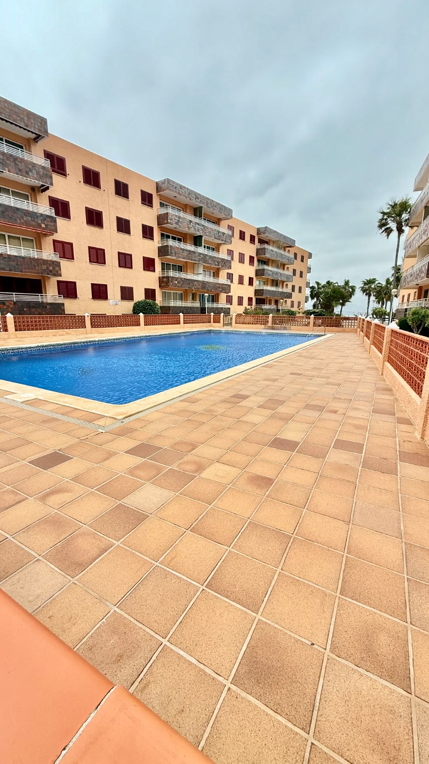 Lägenhet till salu i Zona Galúa-Calnegre (La Manga del Mar Menor)