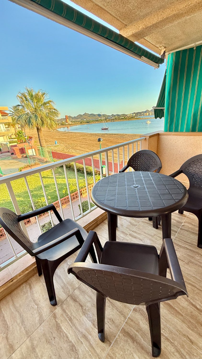 Apartamento con vistas al mar
