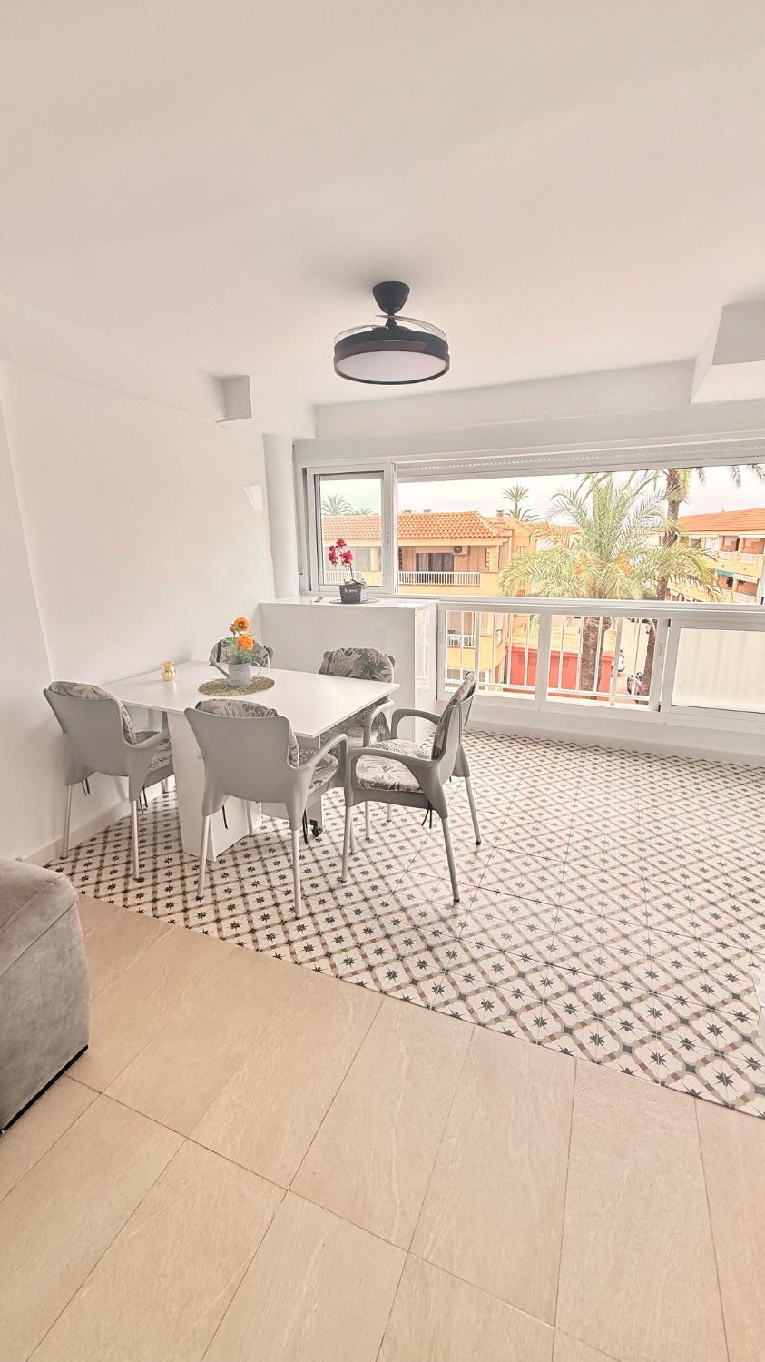MODERNO APARTAMENTO REFORMADO