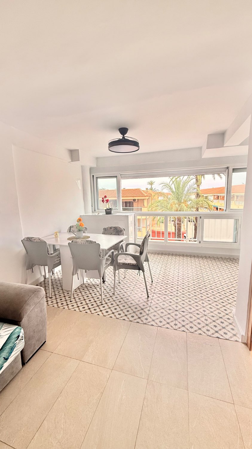 MODERNO APARTAMENTO REFORMADO