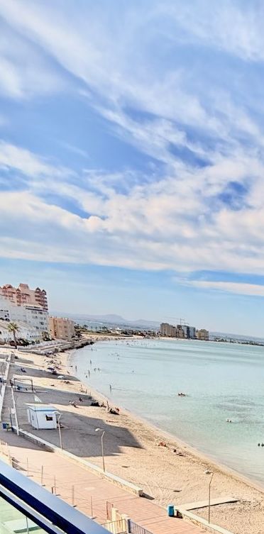 APPARTAMENTO SPAZIOSO E LUMINOSO CON VISTA MOZZAFIATO SUL MEDITERRANEO