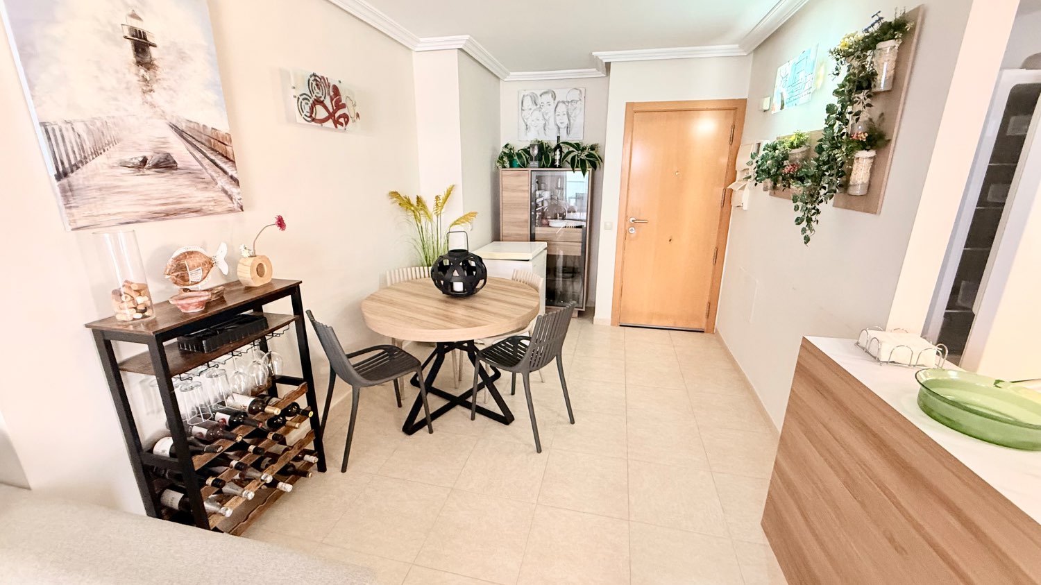 BEAUTIFUL FULLY EQUIPPED APARTMENT