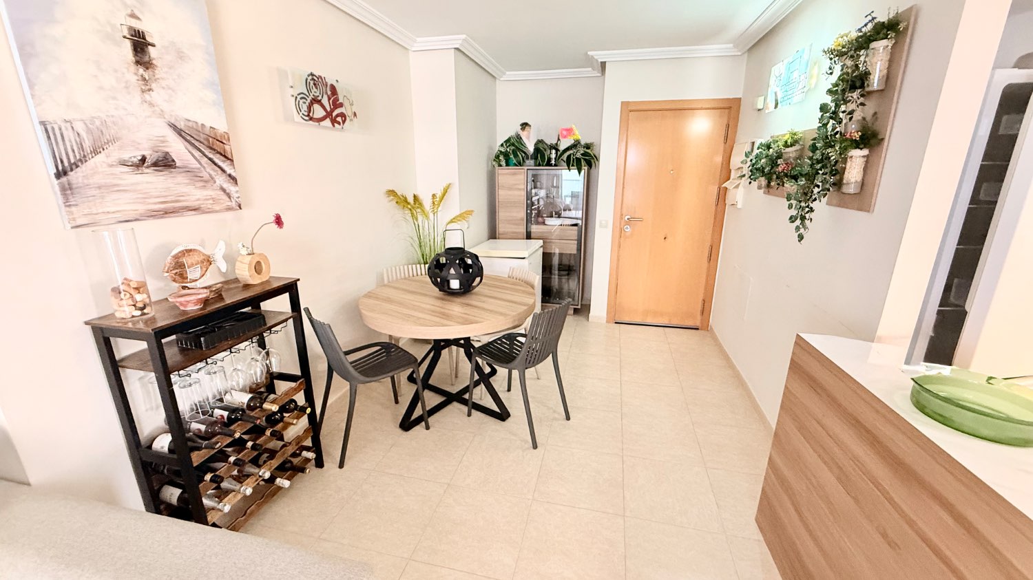 BEAUTIFUL FULLY EQUIPPED APARTMENT