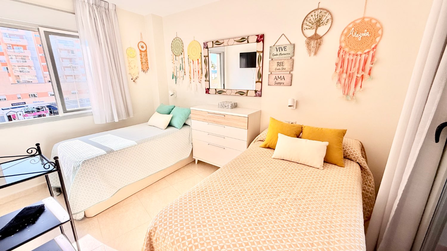 BEAUTIFUL FULLY EQUIPPED APARTMENT