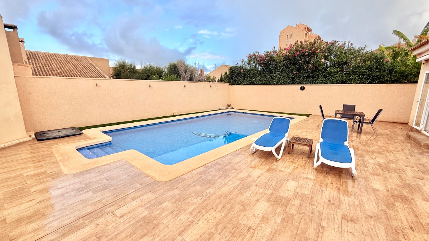 Txaleta salgai in Mar de Cristal-Cabo de Palos (Cartagena)