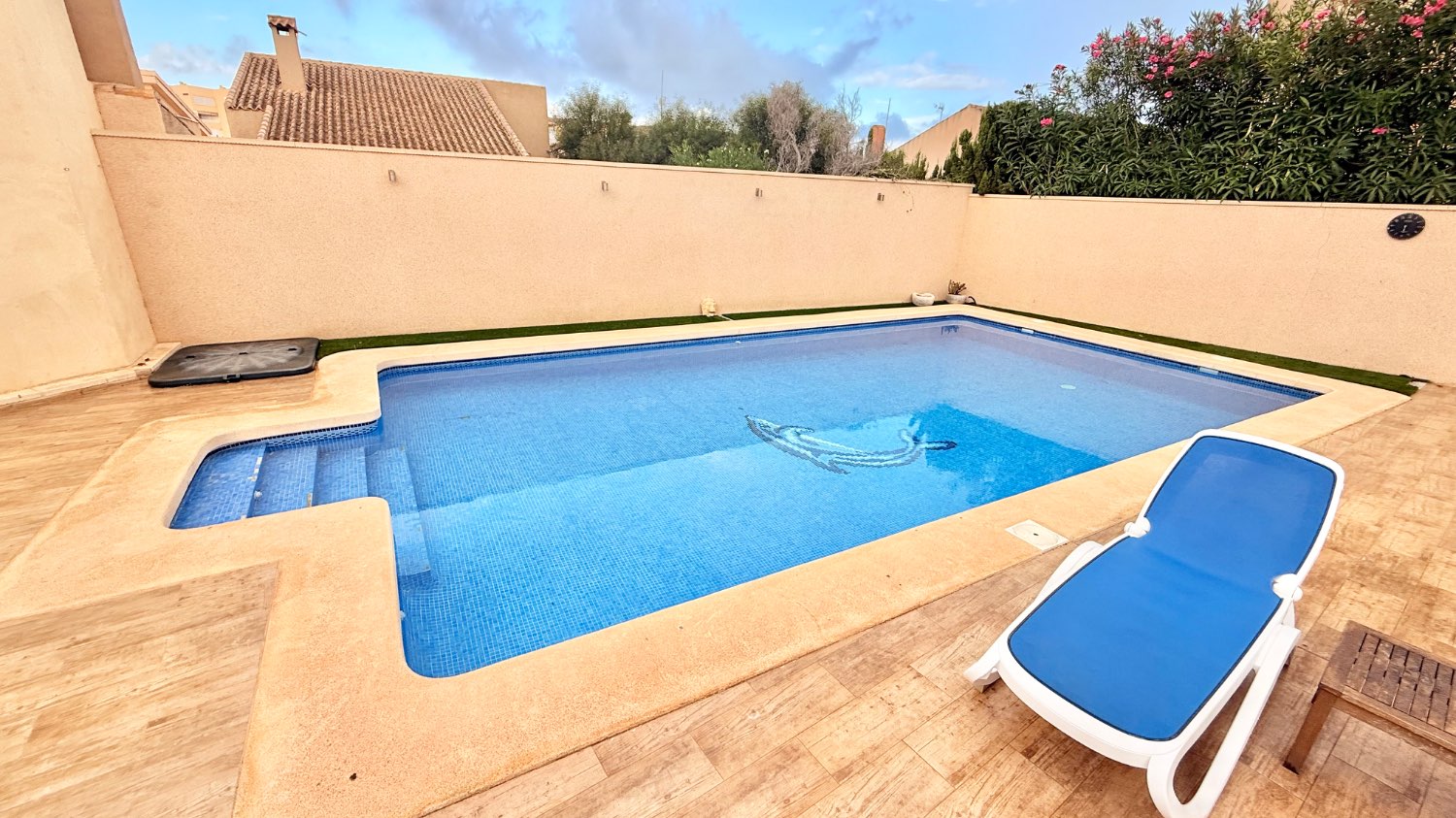 Txaleta salgai in Mar de Cristal-Cabo de Palos (Cartagena)