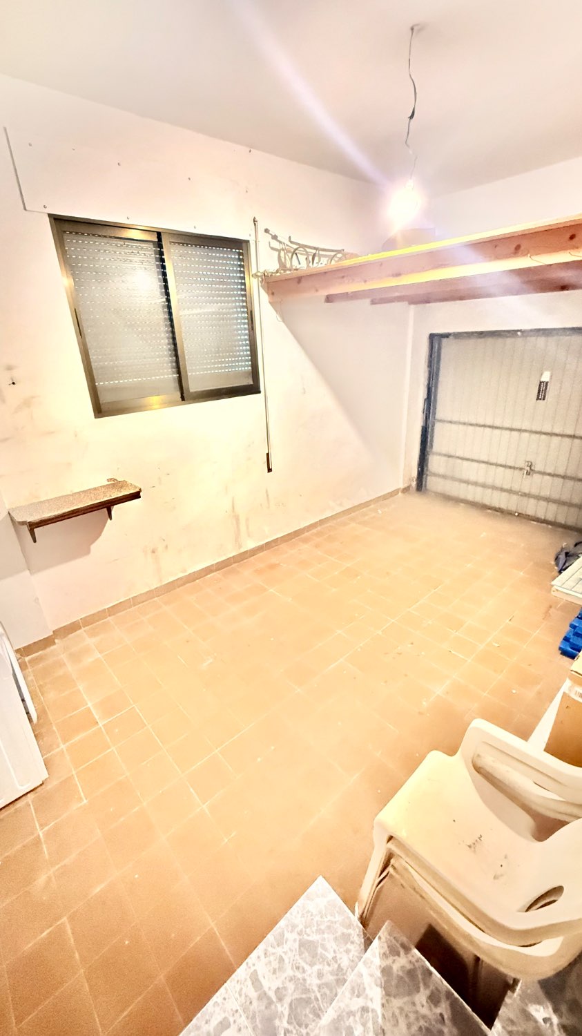 GRAN CHALET CON PARCELA INDEPENDIENTE Y PISCINA