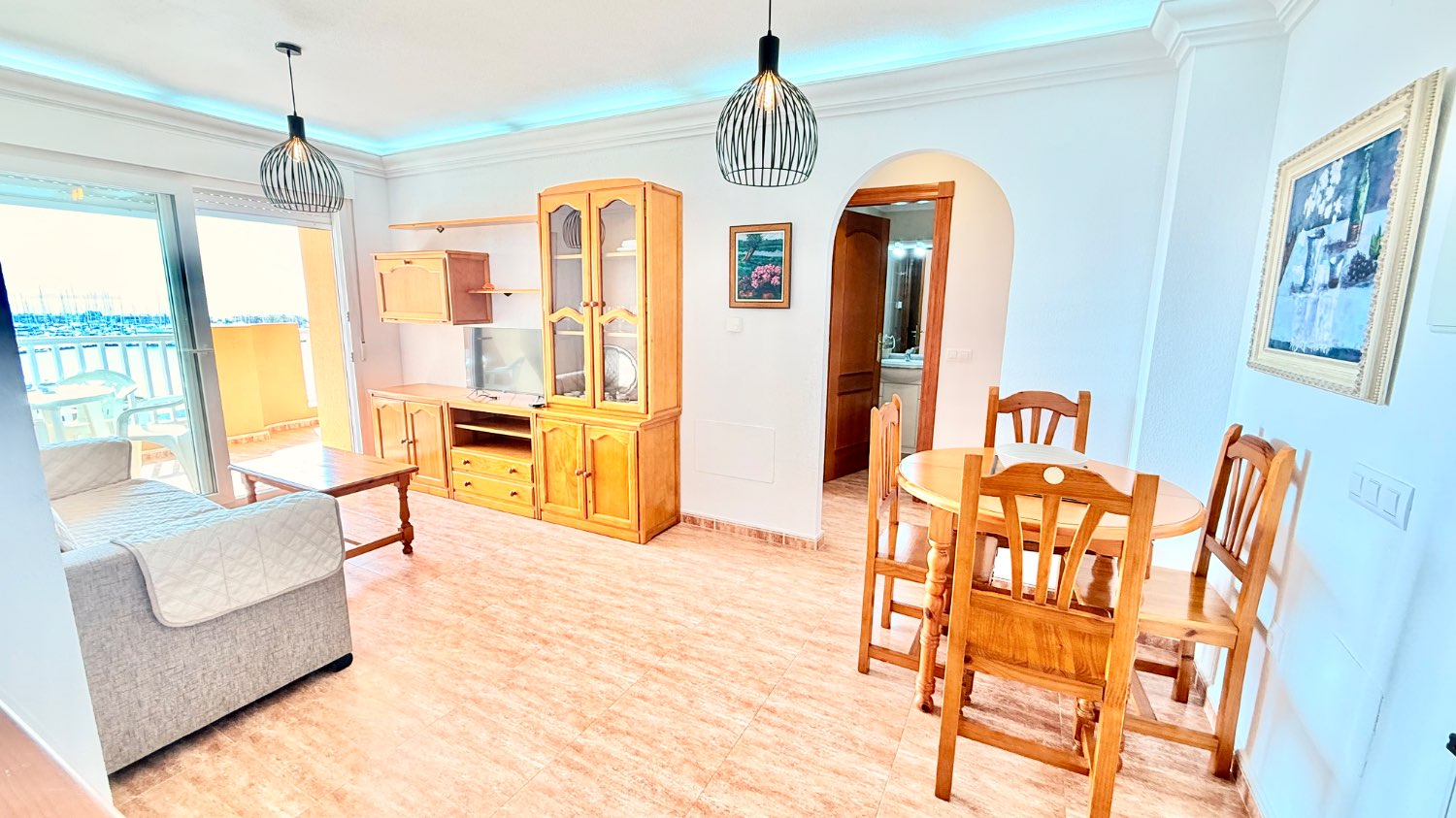 LUMINOSO APARTAMENTO CON PRECIOSAS VISTAS